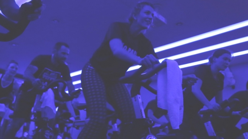 Bike Indoor: saiba quais são seus benefícios e para quem é indicada